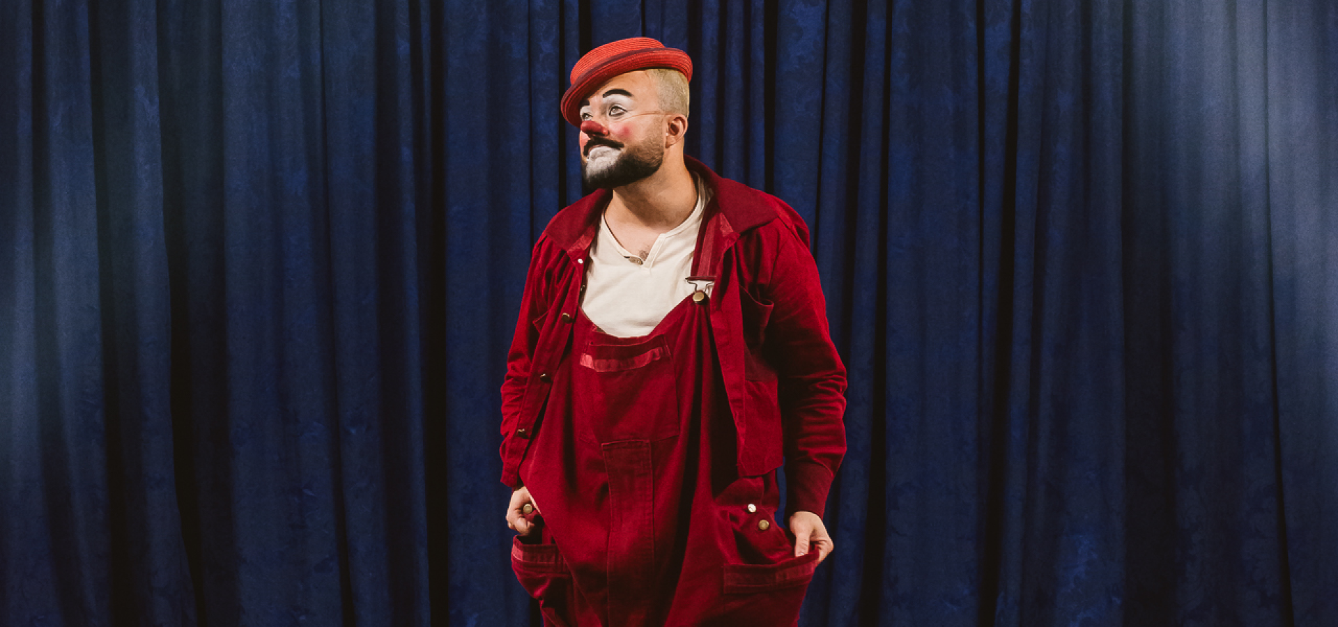 Circo Teatro Saltimbanco: O baú encantado